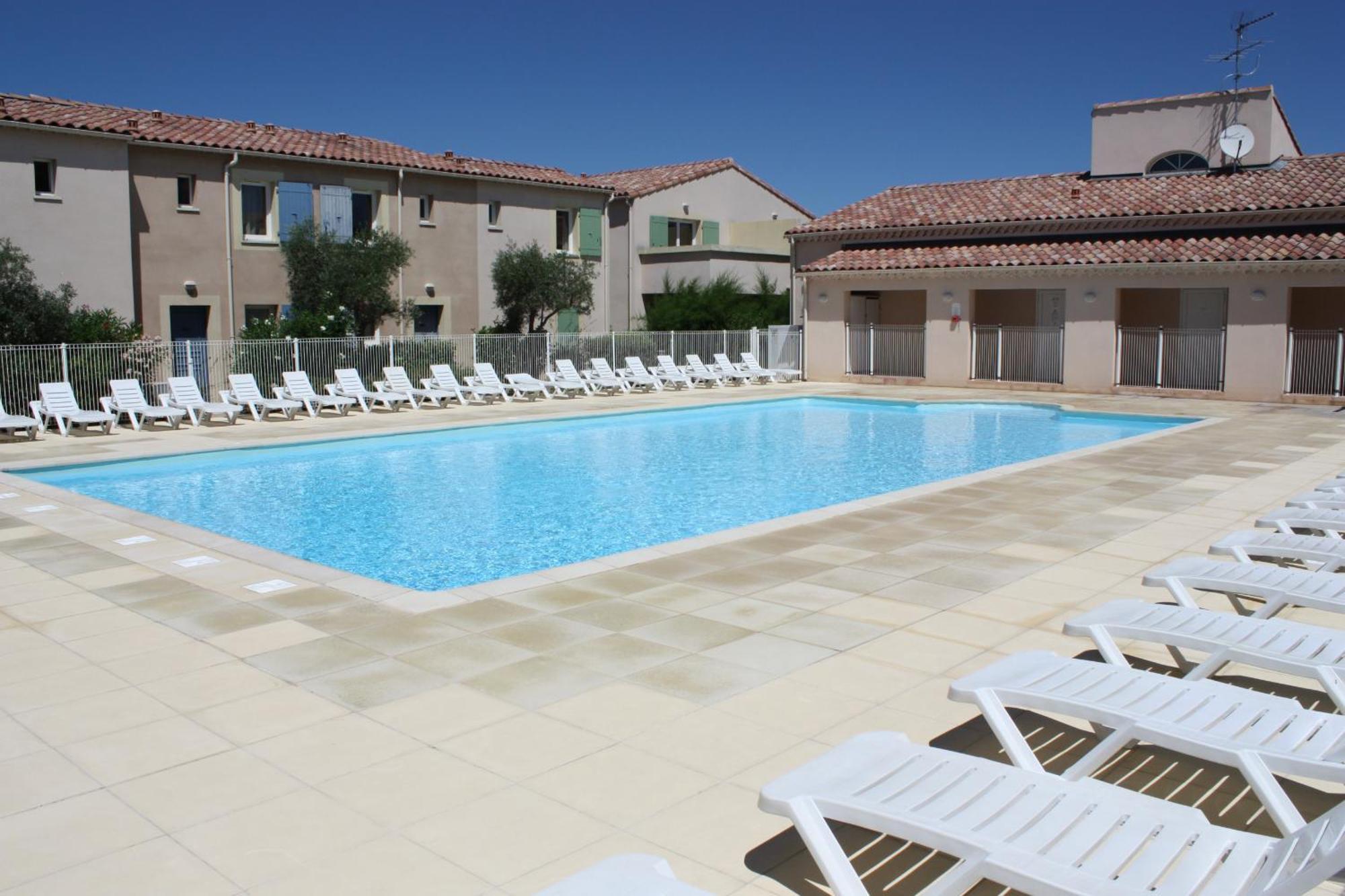 Pleasant Gite, With Collective Heated Swimming Pool, In The Heart Of The Alpilles In Mouries, 4/6 People. Villa ภายนอก รูปภาพ