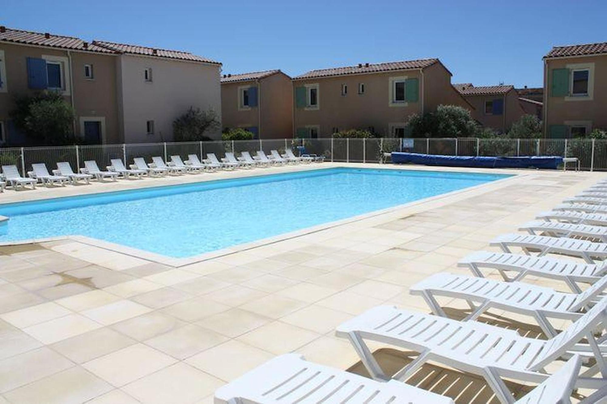 Pleasant Gite, With Collective Heated Swimming Pool, In The Heart Of The Alpilles In Mouries, 4/6 People. Villa ภายนอก รูปภาพ